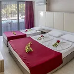 Ganita Club & 5* ألانيا