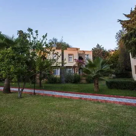 Ganita Holiday Club & Hotel