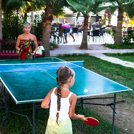 Ganita Holiday Club & Hotel