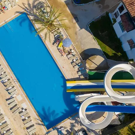 Ganita Club & Ξενοδοχείο